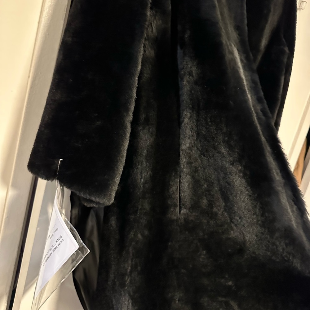 Pologeorgis Black Shearling Reversible Coat $2,900+ retail ! - Picture 9 of 12